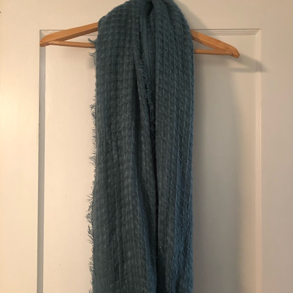 Infinity Scarf - Picture 2 of 2